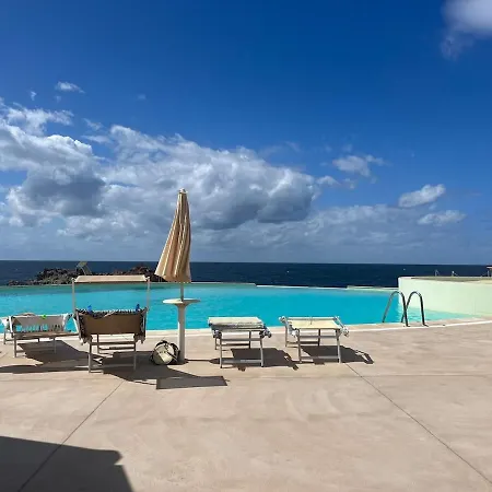 Apartment Il Paradiso E Qui SantʼAntìoco