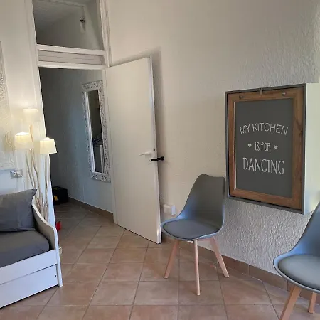 Il Paradiso E Qui Apartment SantʼAntìoco