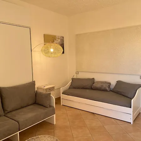 Il Paradiso E Qui Apartment SantʼAntìoco