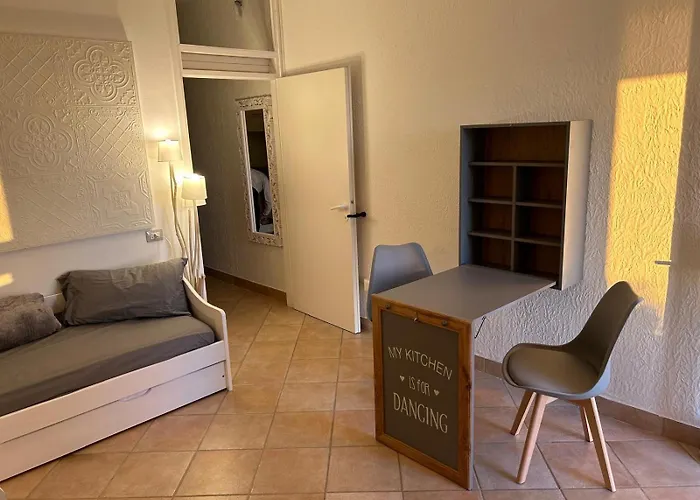 Il Paradiso E Qui Apartman